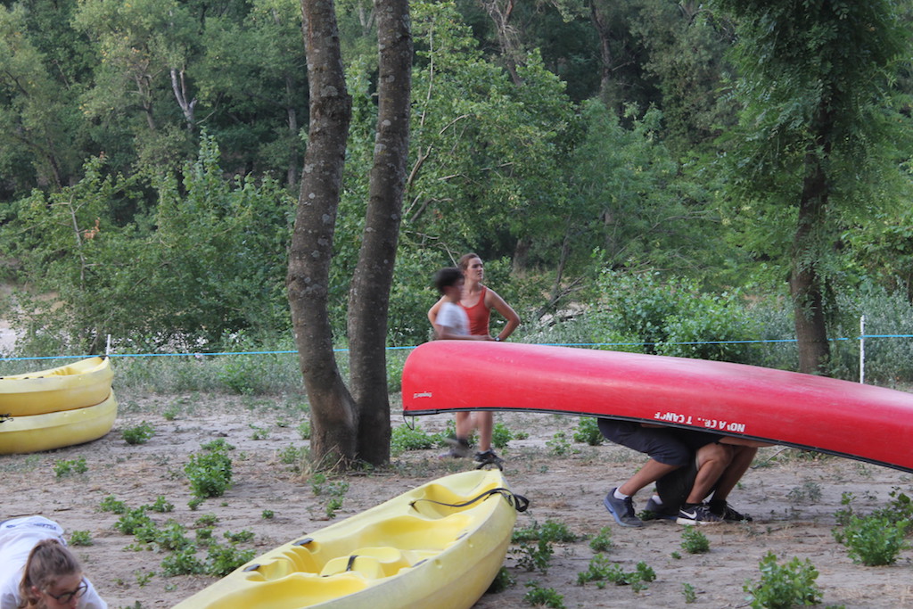 Village Camps International Summer Camp Ard&egrave;che, France 2019-07-26 https://www.villagecamps.com/journals_admin/images/2231-0655-CanCamando19 copy.jpg